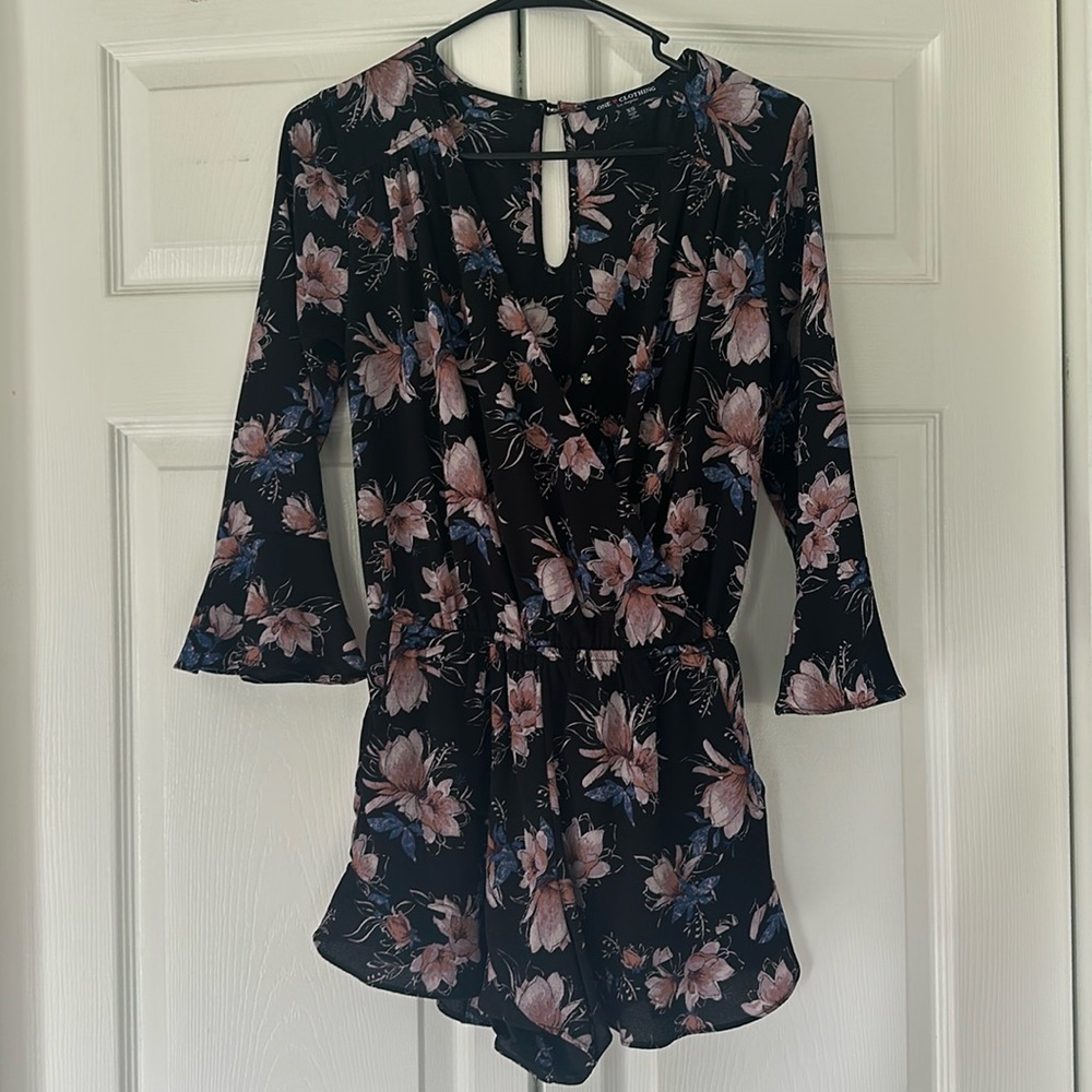 XS floral romper